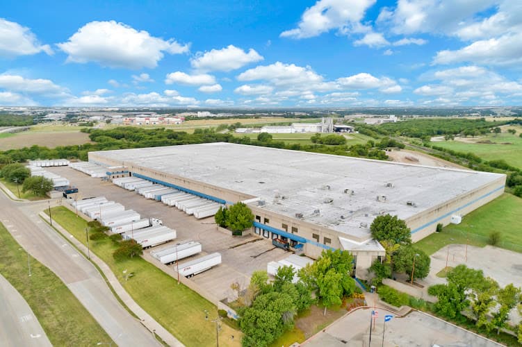 LanCarte Commercial Real Estate cover photo