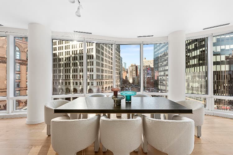 Sofia Falleroni Senior Global Real Estate Advisor cover photo