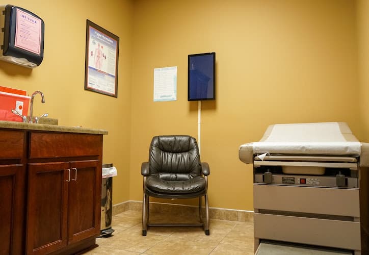 The Medical Group of Central Georgia cover photo